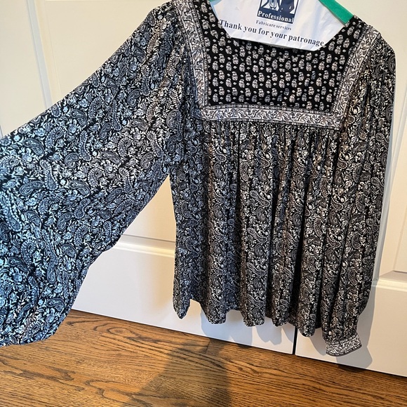 Gap Boho Long Sleeve Top - Picture 2 of 3